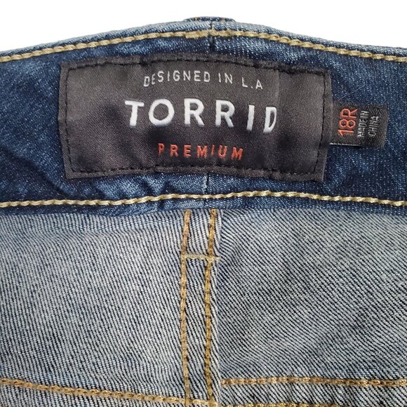 Torrid Premium Size 18R Jeans Boyfriend Distressed Denim Stretch Straight Mid Ri - Picture 3 of 7